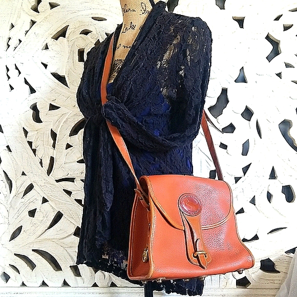 Dooney & Bourke Handbags - Vintage Dooney & Bourke All Weather leather British Tan shoulder purse